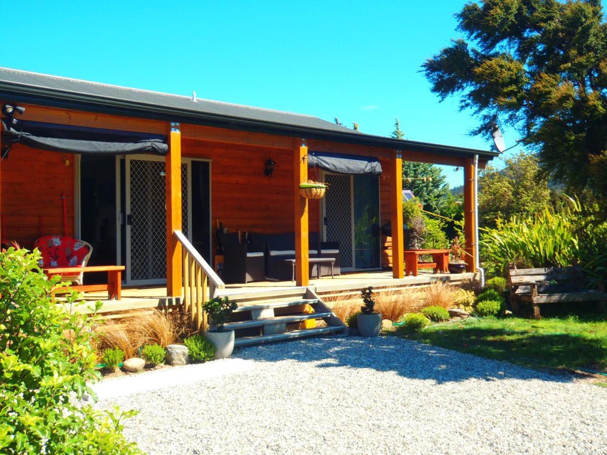 Lakefront Fantail Cottage Lake Hawea, Wanaka Ngoại thất bức ảnh