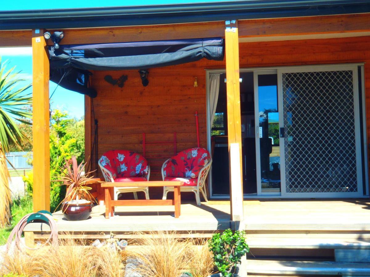 Lakefront Fantail Cottage Lake Hawea, Wanaka Ngoại thất bức ảnh